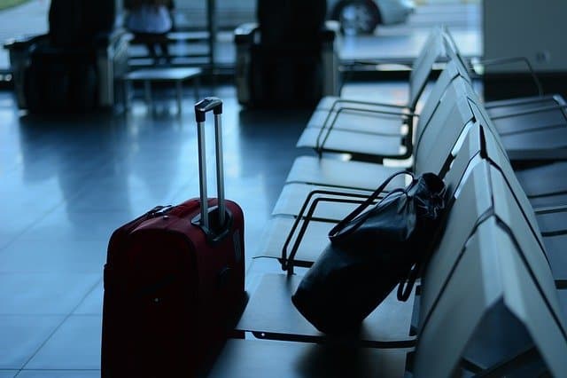 OMT afirma en Madrid que Covid-19 vuelve a amenazar al turismo