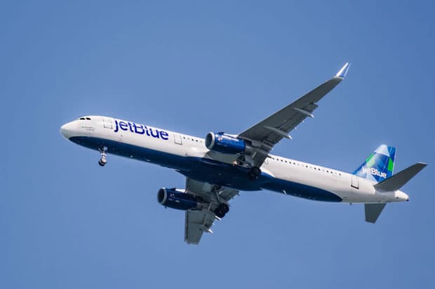 Bahamas and JetBlue first ever non-stop flight Los Angeles- Nassau