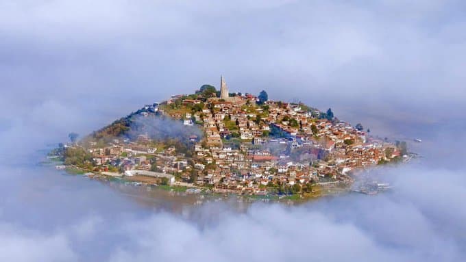 Isla de Janitzio, la más visitada del lago de Pátzcuaro, en Michoacán