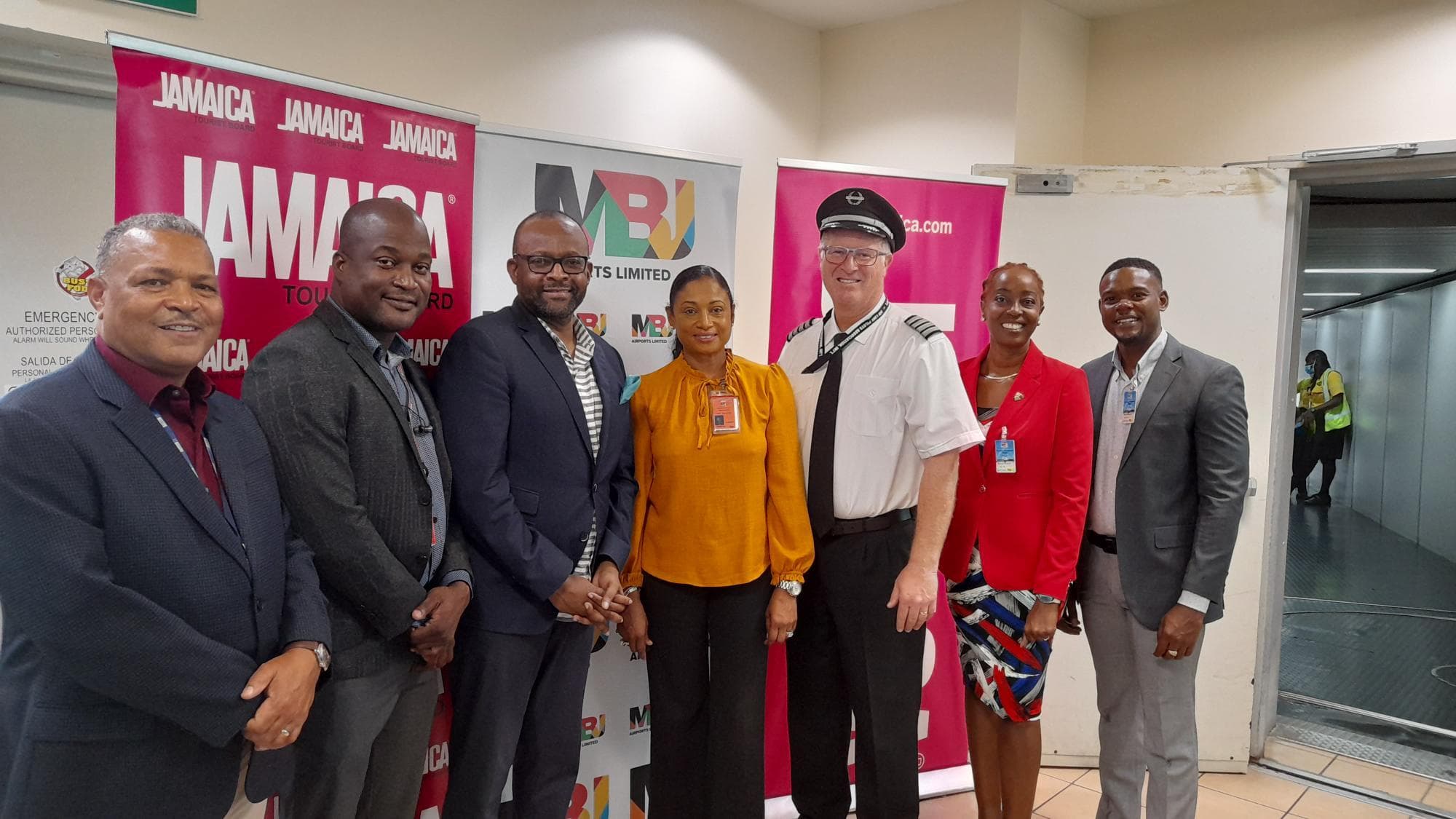Jamaica Welcomes New Frontier Airlines Service to Montego Bay