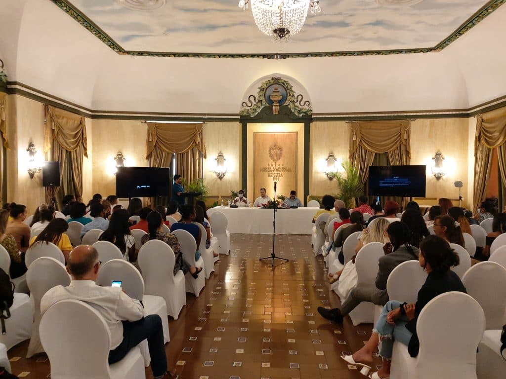 The first Workshop on Hotel Management was held at the Faculty of Tourism of Cuba