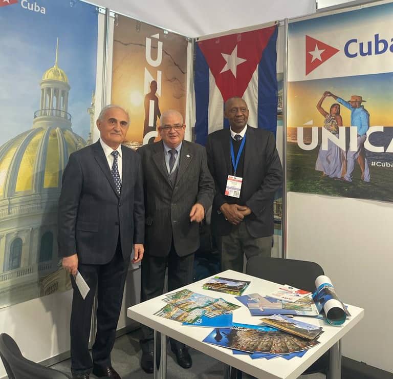 Cuba y Azerbaiyán renuevan abrazos en Bakú