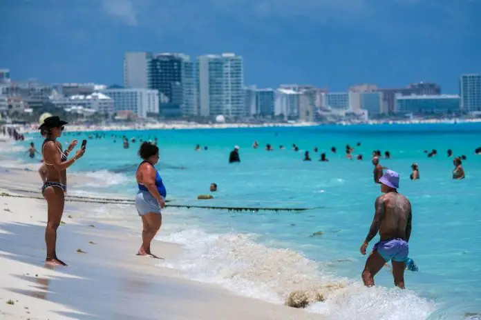Domestic spending buoyed strong growth in the tourism sector this summer