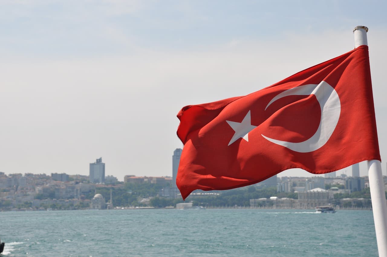 Cuba y Turquía fortalecen vínculos en el sector turístico