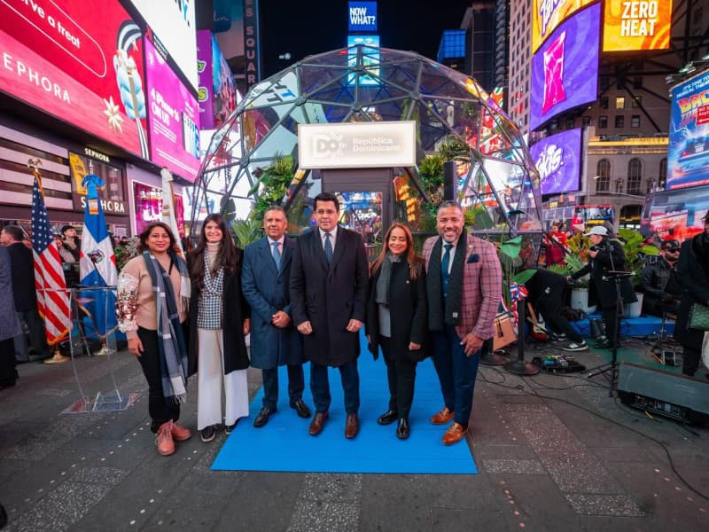 Mitur promueve oferta turística y cultural de RD en Times Square
