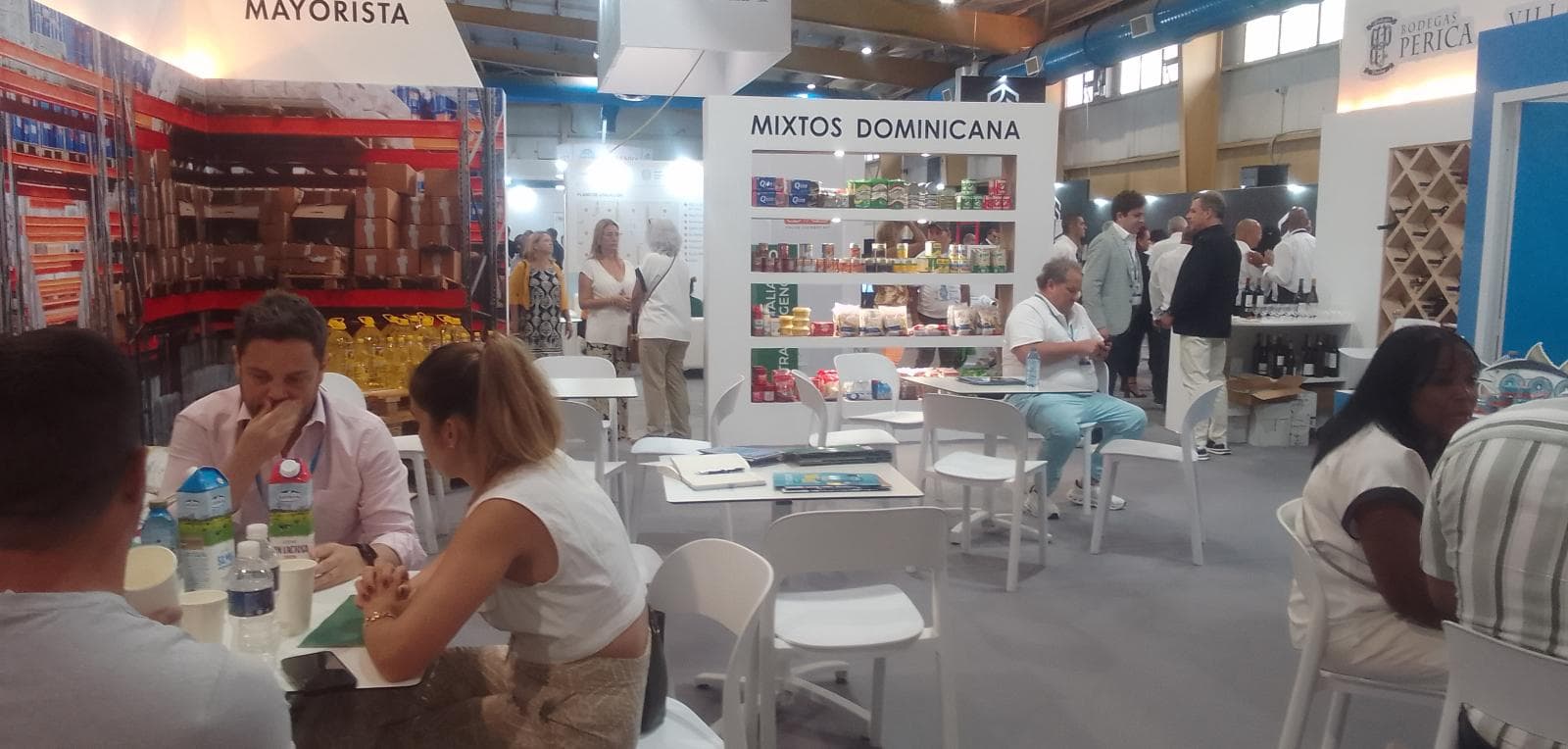 Mercado canadiense muestra gran potencial para el turismo cubano, afirma ministro en HostelCuba 2025