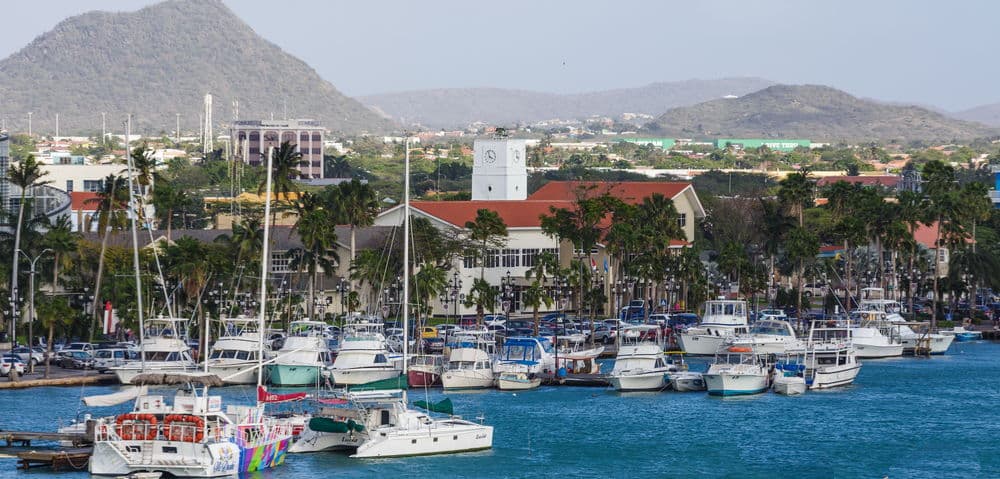 Aerolínea Sarpa estrena operaciones a Aruba