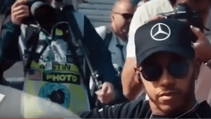 Video promocional de Lewis Hamilton recorriendo Dominicana se vuelve popular en Youtube
