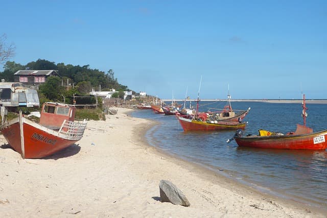 Uruguay por abrir fronteras en septiembre