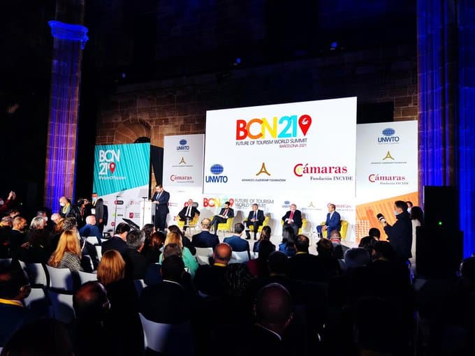 El futuro sostenible del turismo protagoniza la Cumbre de Barcelona