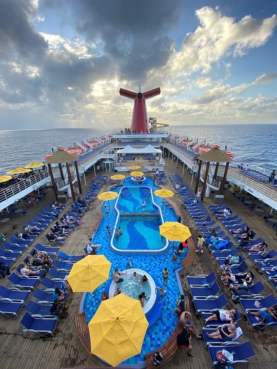 Cruise industry seeks partnership with governments to reach decarbonization goals