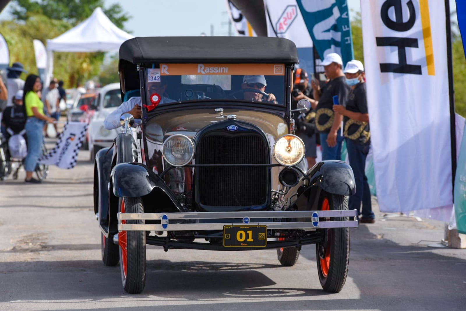 La caravana del Rally Maya México llega a Uxmal