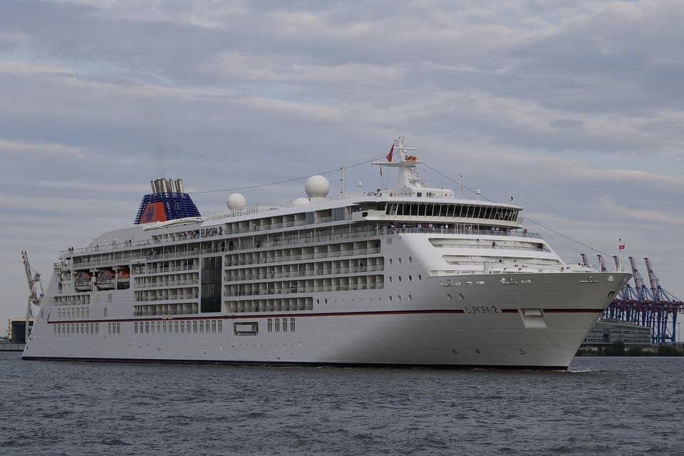 It's official: German cruise MS Hamburg returned to Cuba