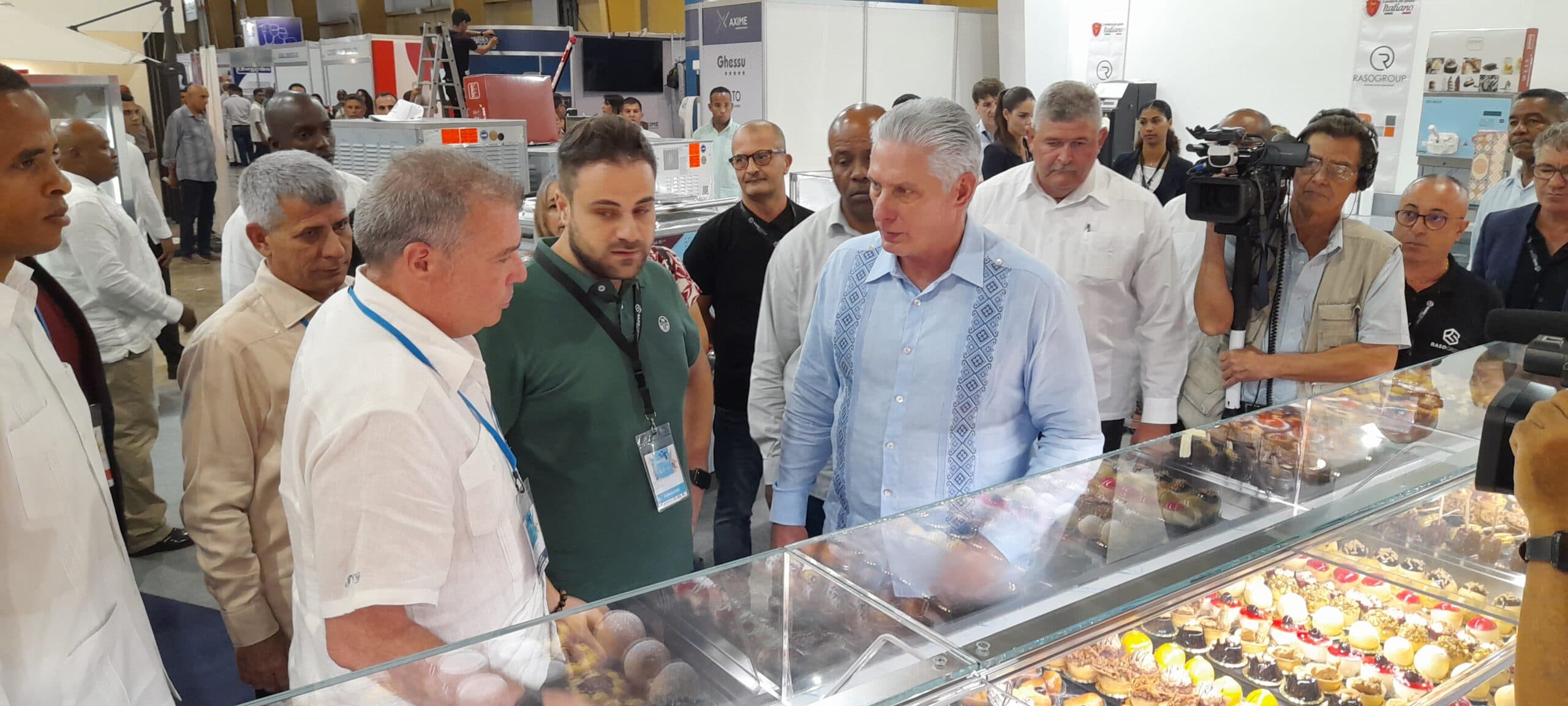 Presidente de Cuba valora confianza del empresariado extranjero