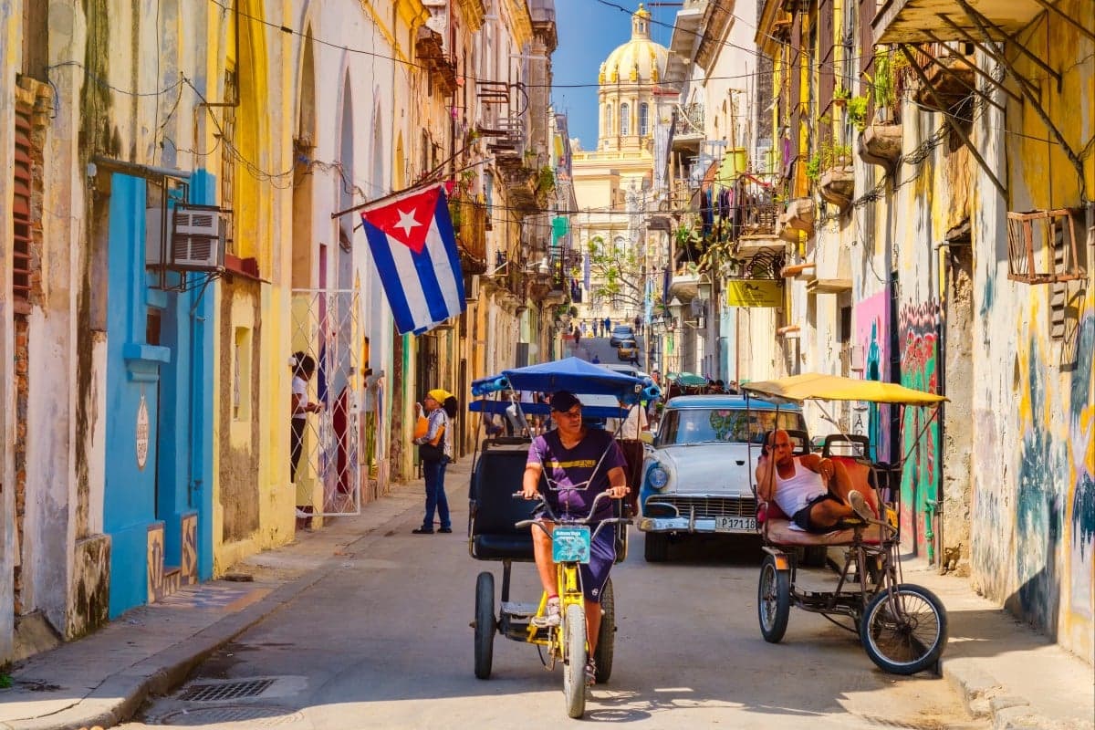 Cuba opens visa-free doors to Chinese tourists as direct flights resume