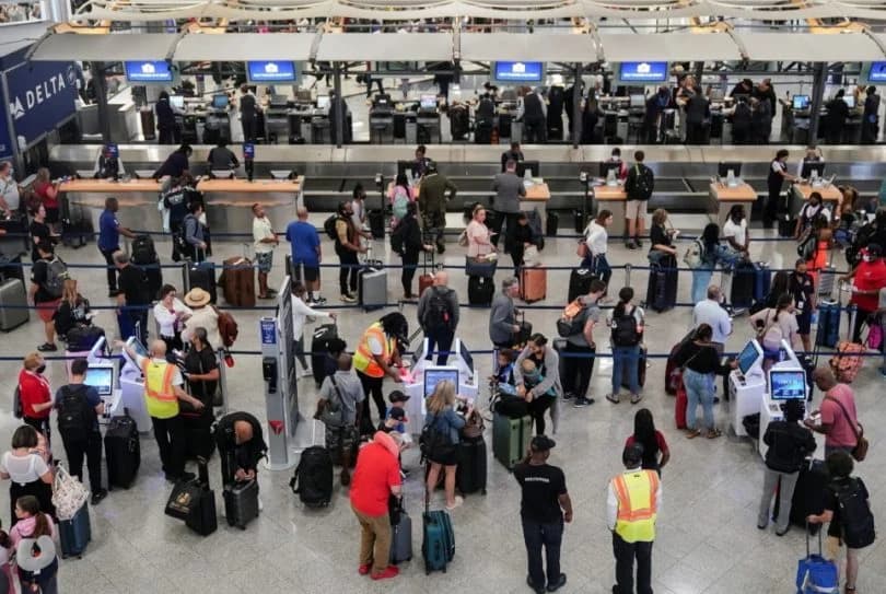 Americans set to break new travel records