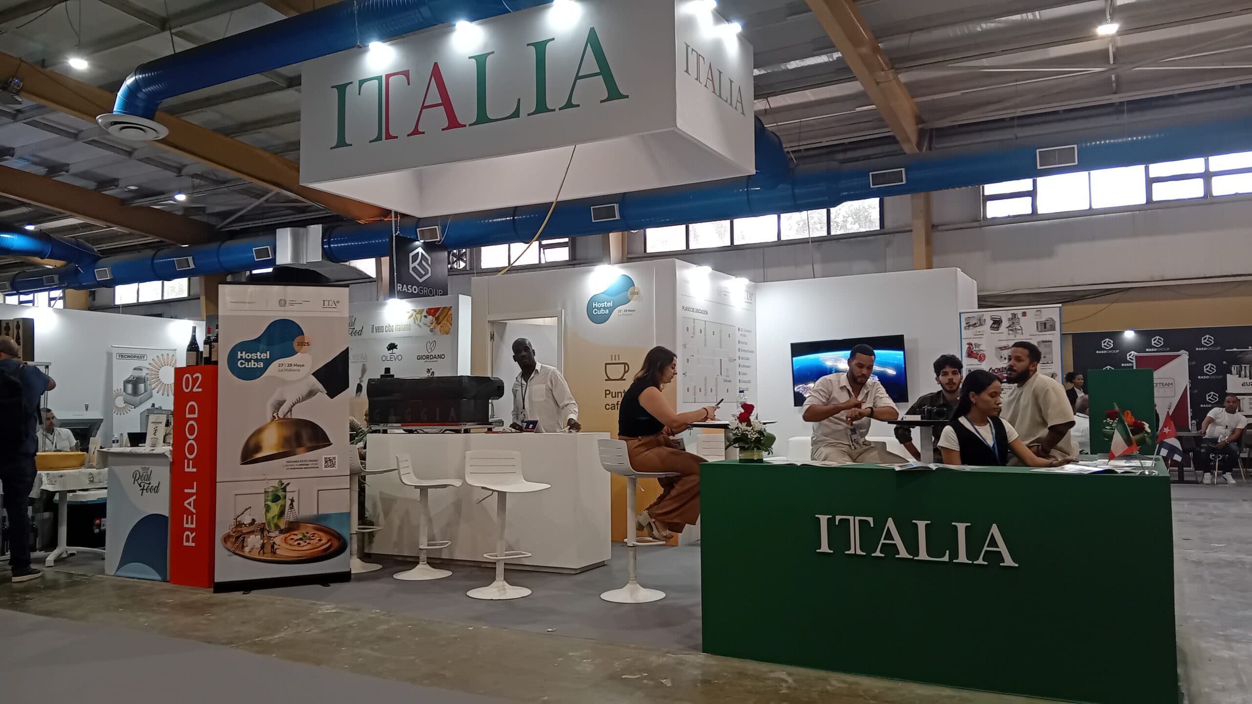 Italia e Cuba rafforzano i legami commerciali all'HostelCuba 2025