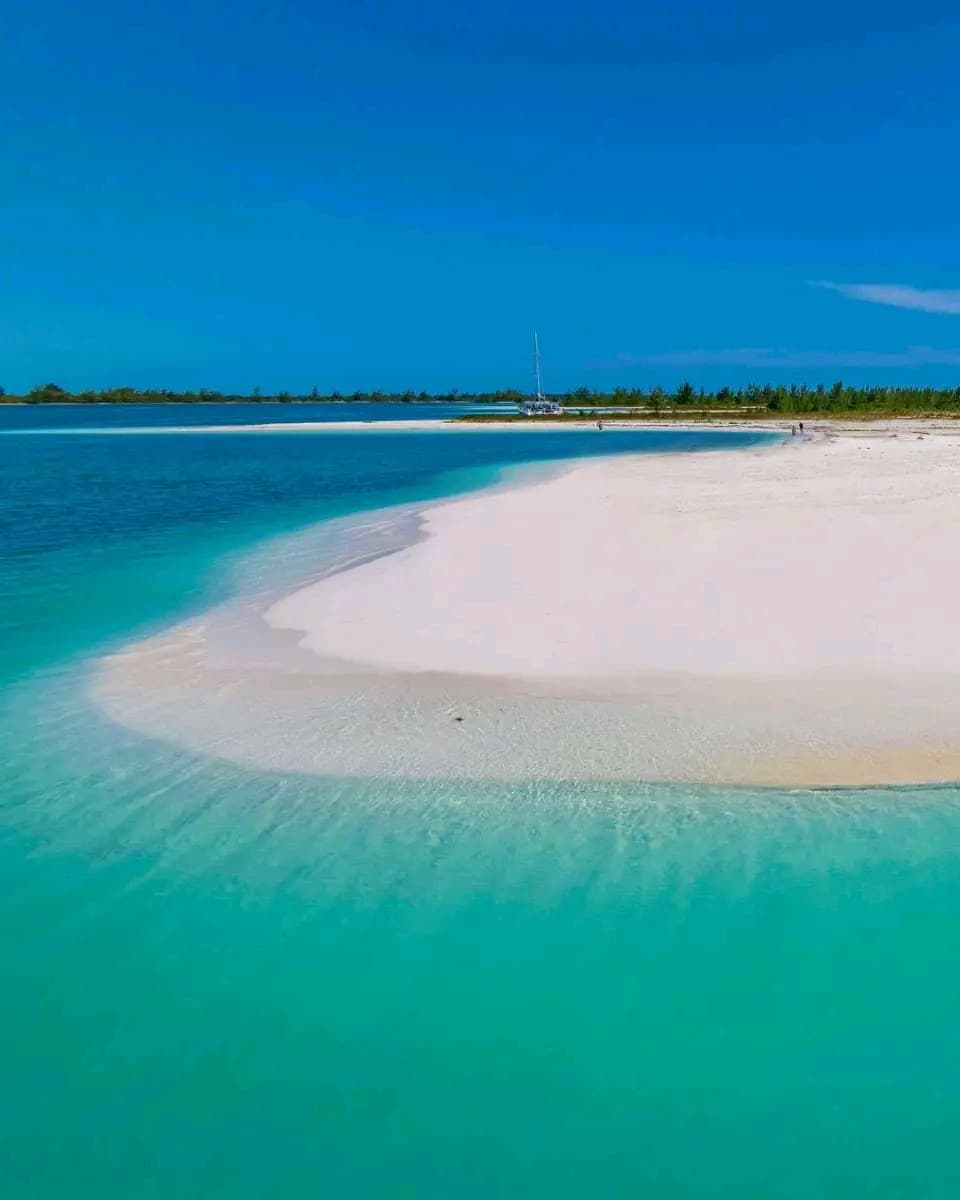 Sargassum-free Cuban beaches: Caribbean havens with crystal-clear waters