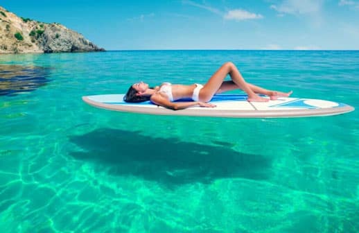 Anguilla suma nuevas rutas aéreas y gana un reconocimiento internacional