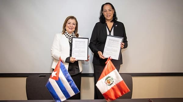 Cuba y Perú suscriben acuerdo de colaboración académica en el turismo