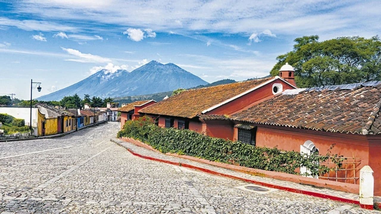 Crece en febrero un 7% el turismo internacional en Guatemala