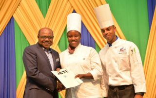 Jamaica lanza cursos gratuitos de formación y certificación en línea para trabajadores turísticos