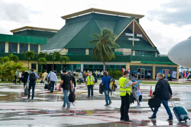 Holguín, en el oriente cubano, reabre al turismo internacional