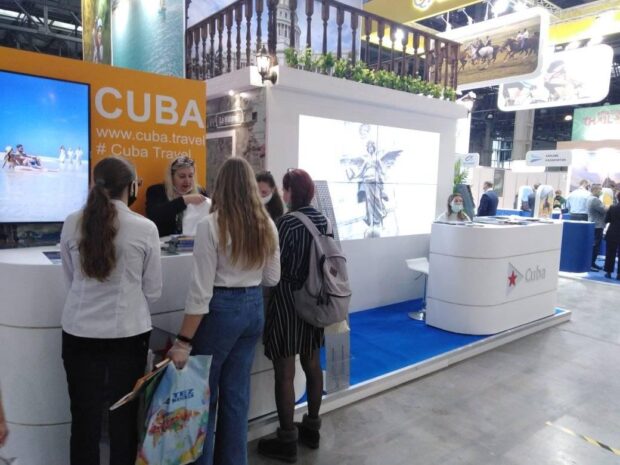 Preside Ministro de Turismo de Cuba delegación que participa en feria turística rusa MITT 2021